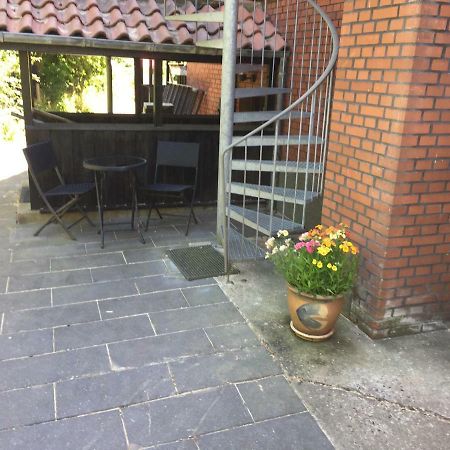 Selvbetjent Lejlighed I Centrum Ved Aen Apartamento Ribe Exterior foto